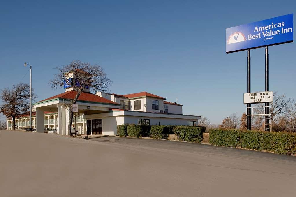 Americas Best Value Inn Bowie Εξωτερικό φωτογραφία